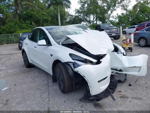 7SAYGDEE1SF221625 Tesla 2025