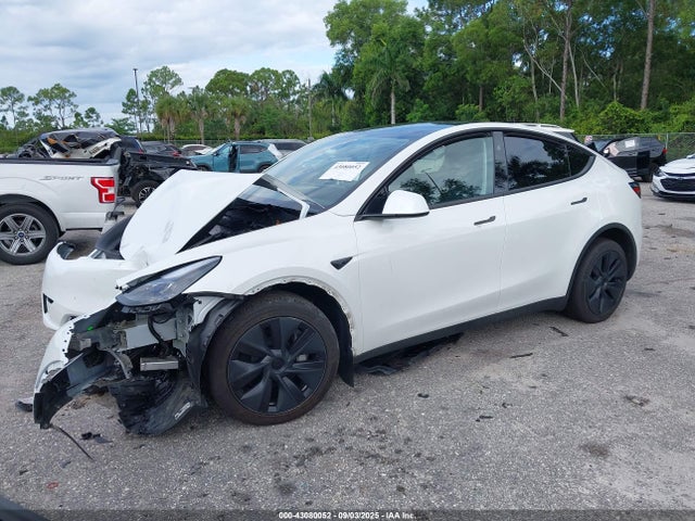 7SAYGDEE1SF221625 Tesla 2025