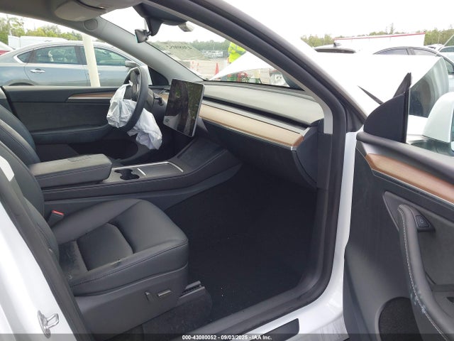 7SAYGDEE1SF221625 Tesla 2025