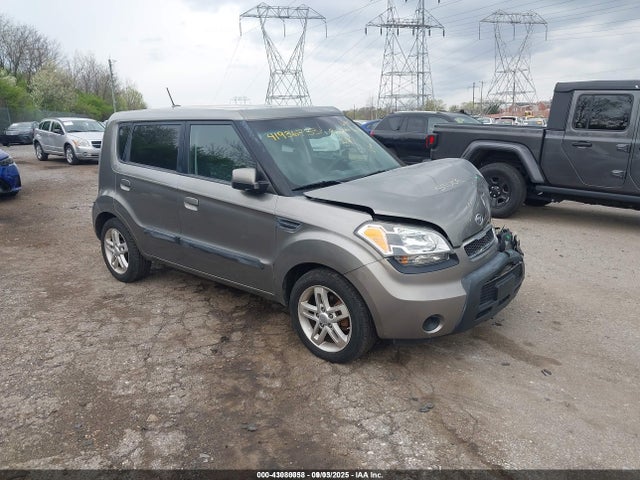2010 KIA SOUL KNDJT2A27A7161445