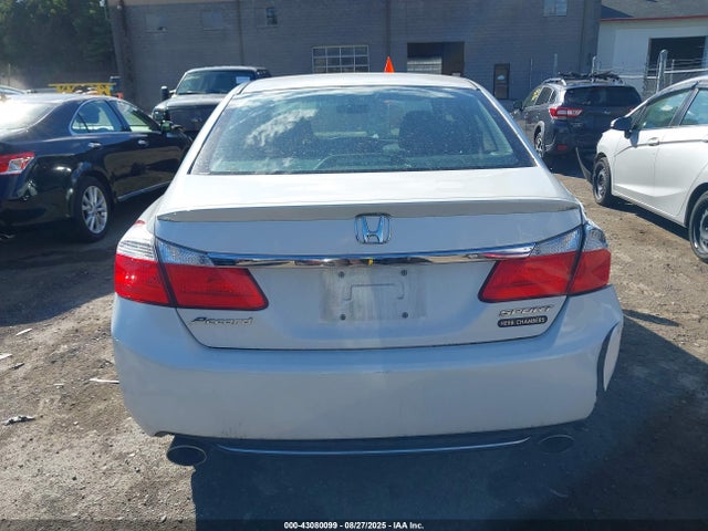 Honda k24w1 2014 1HGCR2F57EA263204 Image 16