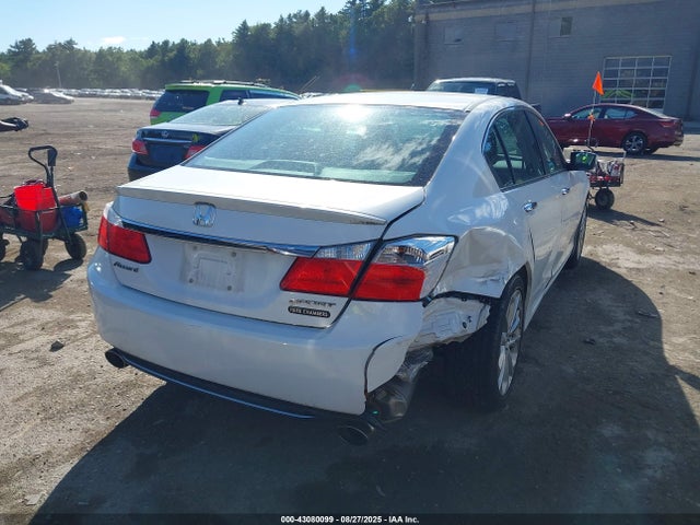 Honda k24w1 2014 1HGCR2F57EA263204 Image 4