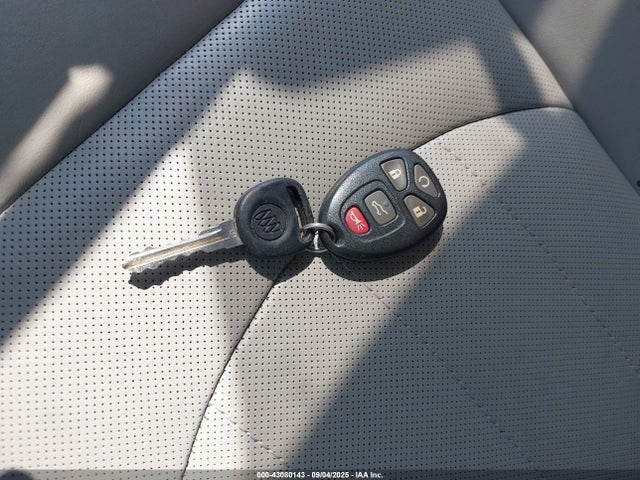 Продажа на аукционе авто 2017 Buick Enclave Leather, vin: 5GAKRBKD7HJ255701, номер лота: 43080143