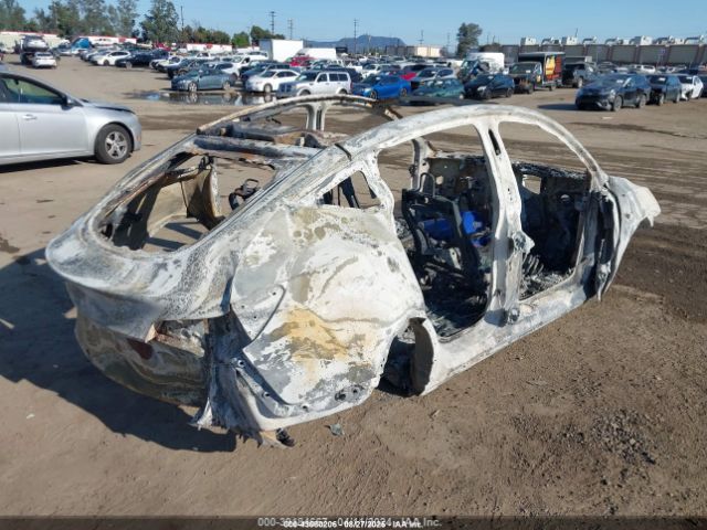 2021 TESLA MODEL Y 5YJYGDEE1MF076070 Photo 3