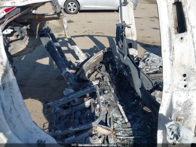 2021 TESLA MODEL Y 5YJYGDEE1MF076070 Photo 7