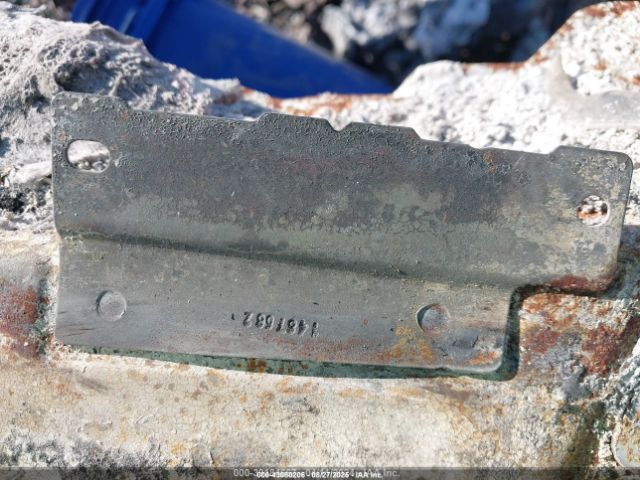 2021 TESLA MODEL Y 5YJYGDEE1MF076070 Photo 8