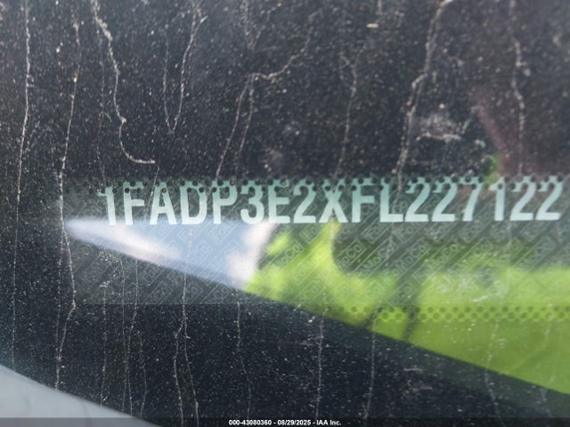 Ford 2015 2015 1FADP3E2XFL227122 Image 9