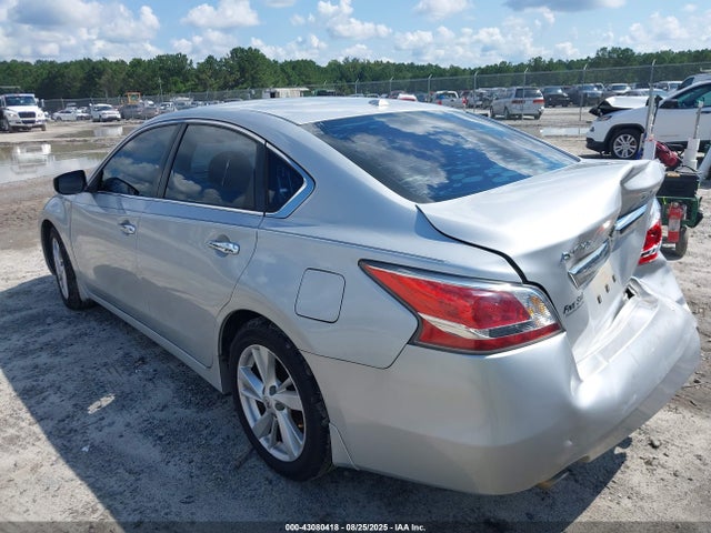 Nissan 2015 2015 1N4AL3APXFC168797 Image 3