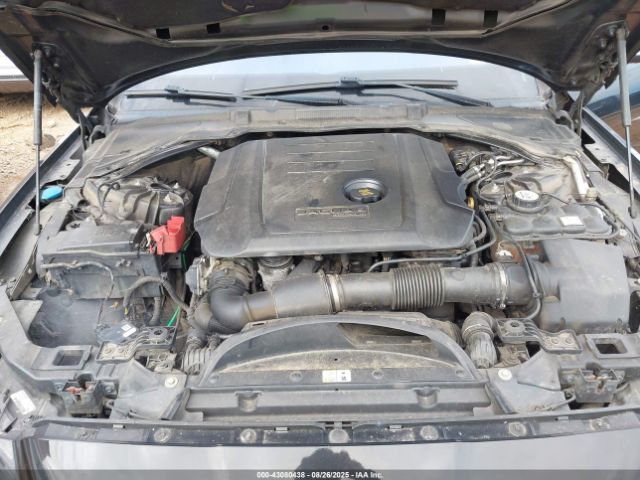 2017 JAGUAR XF SAJBJ4BN4HCY32202 Photo 9