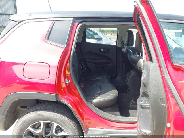 Jeep 2018 2018 3C4NJDDB3JT499791 Image 8
