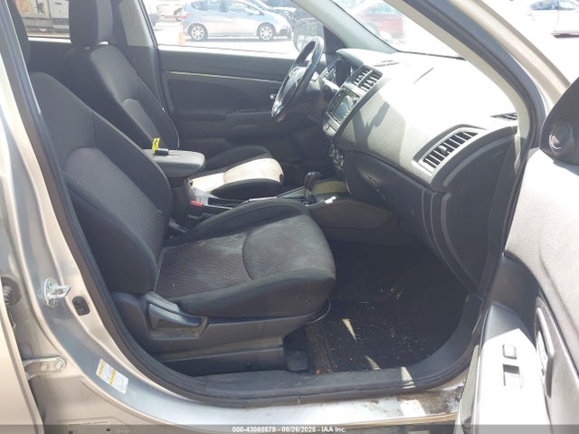 2018 MITSUBISHI OUTLANDER SPORT JA4AP3AU7JU012315 Photo 4