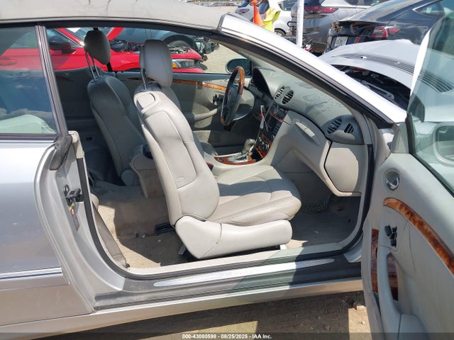 43080598 :رقم المزاد ، WDBTK65G35T041775 vin ، 2005 Mercedes-benz Clk 320 مزاد بيع