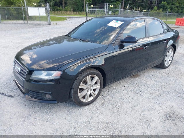 2011 AUDI A4 WAUAFAFL0BN013618 Photo 1