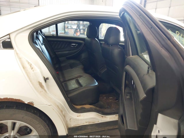 Ford Taurus 2015 1FAHP2E87FG203336 Image 8