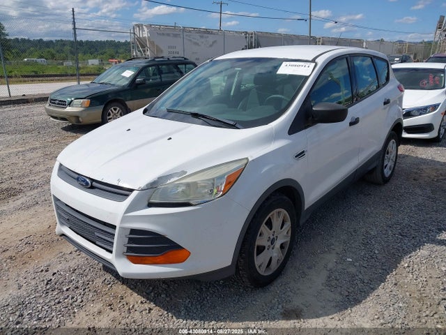 Ford Escape 2016 1FMCU0F72GUC48352 Image 2
