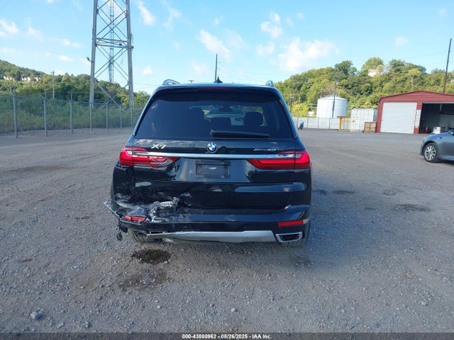 5UXCW2C04N9N07276 BMW X7