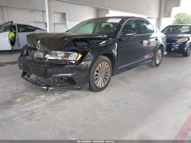 2016 VOLKSWAGEN PASSAT 1VWBS7A33GC048666 Photo 1