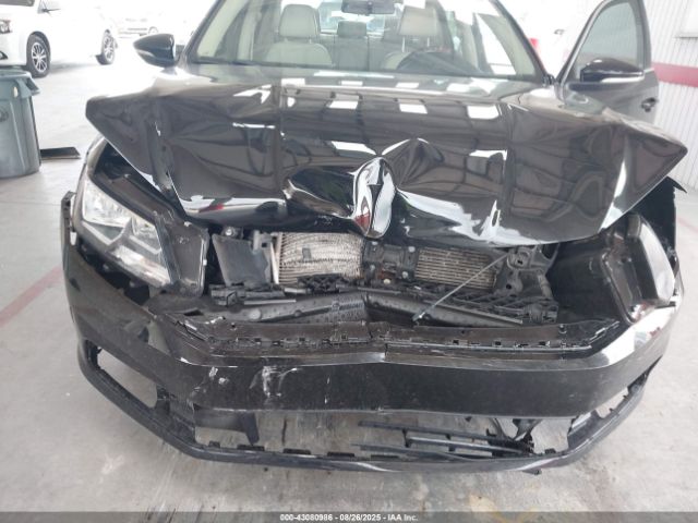 2016 VOLKSWAGEN PASSAT 1VWBS7A33GC048666 Photo 5