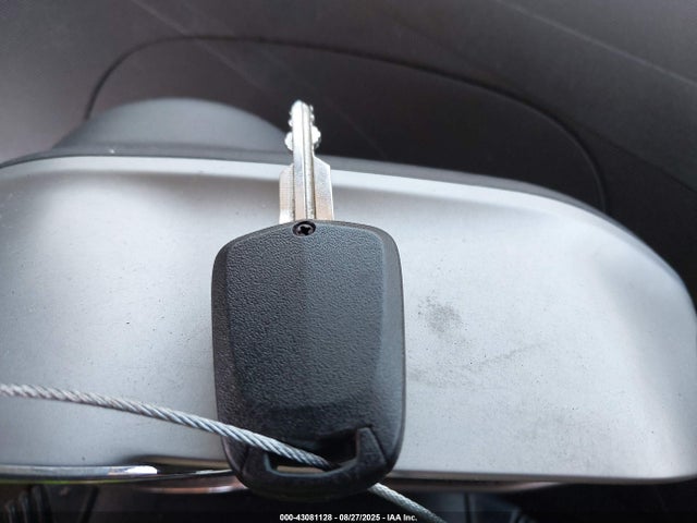 Chevrolet ll0 2015 KL8CD6S95FC720006 Image 11