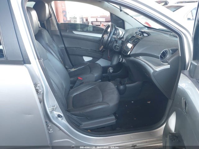 Chevrolet ll0 2015 KL8CD6S95FC720006 Image 5