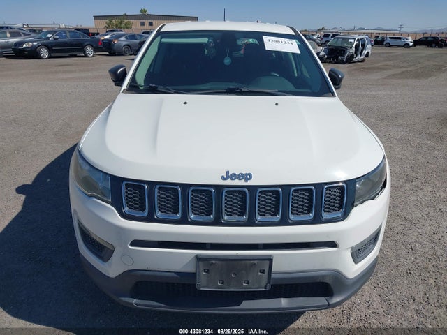 Jeep Compass 2018 3C4NJCAB6JT263442 Image 12