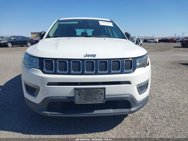 Jeep Compass 2018 3C4NJCAB6JT263442 Image 6