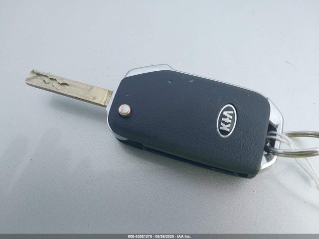 3KPF24AD1KE085499 KIA mpi nu