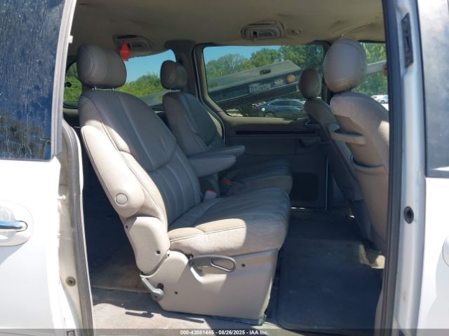 1999 CHRYSLER TOWN & COUNTRY 1C4GP64L5XB708292 Photo 7