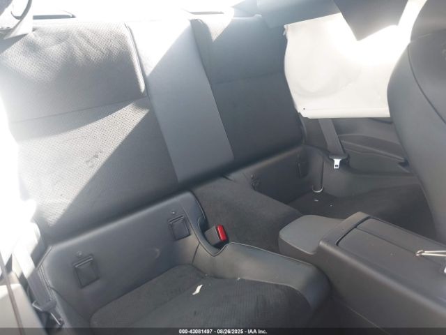 2025 TOYOTA GR86 JF1ZNBE10S8756766 Photo 7