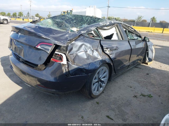 2021 TESLA MODEL 3 5YJ3E1EAXMF876670 Photo 3