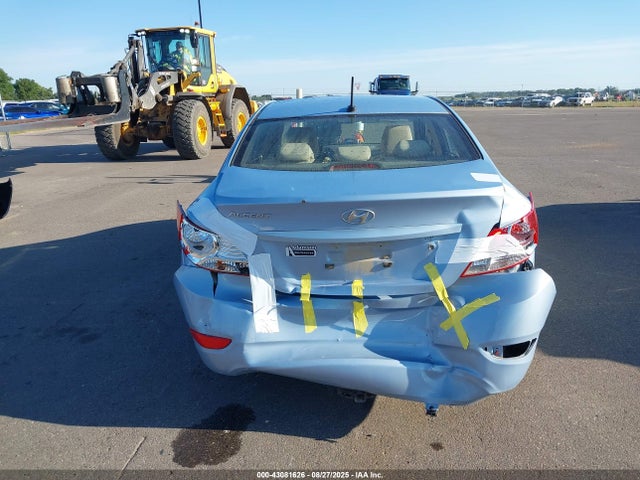 2013 Hyundai Accent Gls მანქანა იყიდება აუქციონზე, vin: KMHCU4AEXDU576787, აუქციონის ნომერი: 43081626
