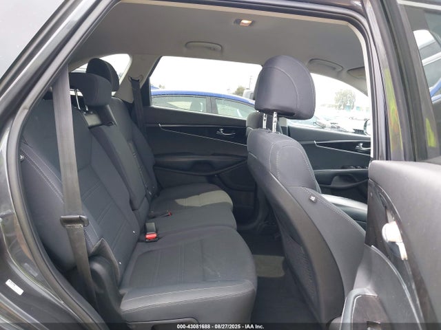 5XYPG4A35HG279073 KIA 2017
