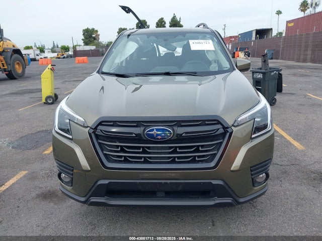 2023 Subaru Forester Premium მანქანა იყიდება აუქციონზე, vin: JF2SKAECXPH426321, აუქციონის ნომერი: 43081713