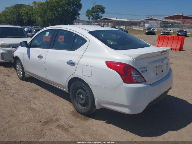 3N1CN7AP4HK468937 Nissan 2017