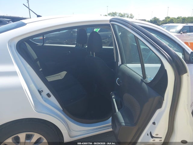 3N1CN7AP4HK468937 Nissan 2017