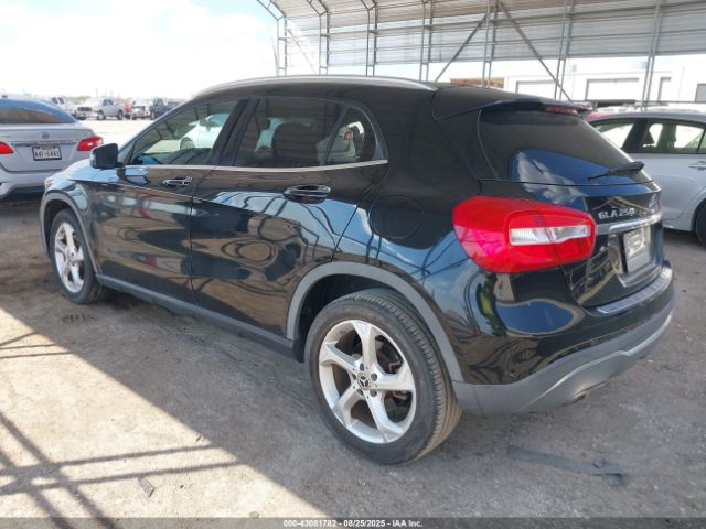 2018 MERCEDES-BENZ GLA 250 WDCTG4GBXJJ410088 Photo 2