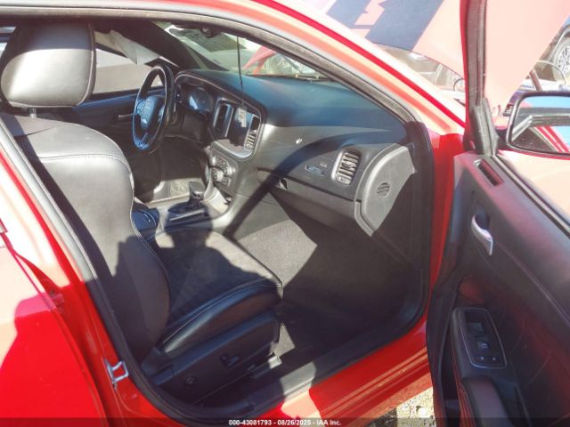 2019 DODGE CHARGER 2C3CDXCT5KH721658 Photo 4