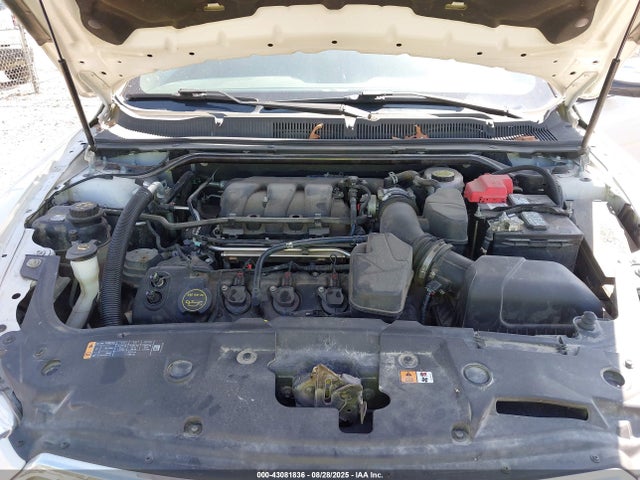Ford Taurus 2015 1FAHP2F85FG202457 Image 10