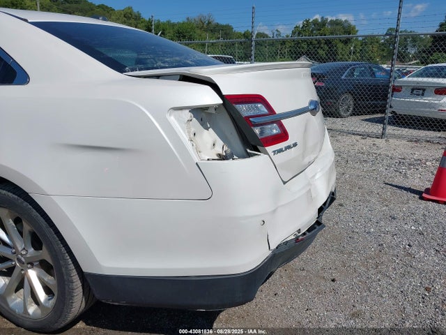 Ford Taurus 2015 1FAHP2F85FG202457 Image 17
