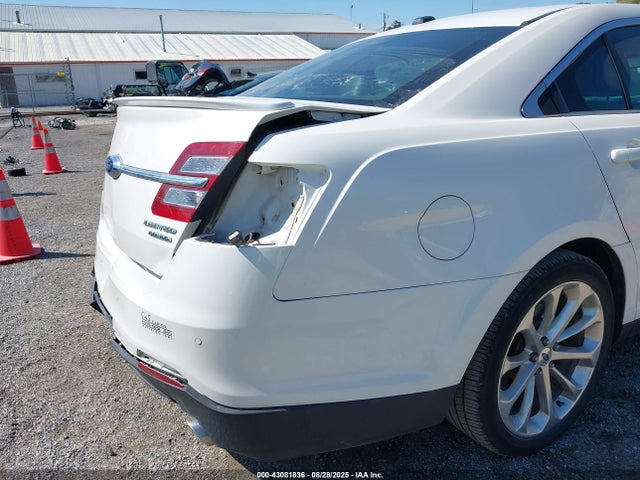 Ford Taurus 2015 1FAHP2F85FG202457 Image 18