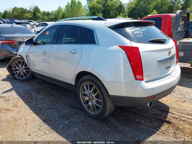 2015 CADILLAC SRX 3GYFNDE30FS573224 Photo 2