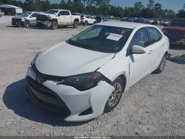Toyota 2zr-fe 2018 2T1BURHE8JC013717 Image 2