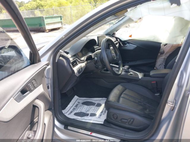 2018 AUDI A4 WAUKMAF46JA142262 Photo 4