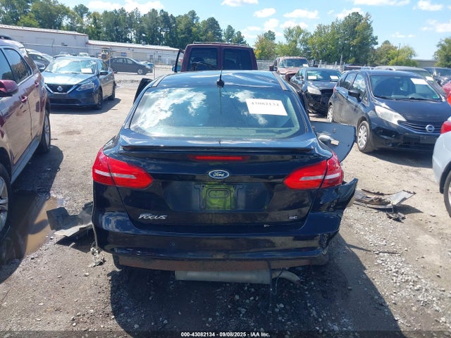 Ford Focus 2016 1FADP3F25GL403297 Image 16