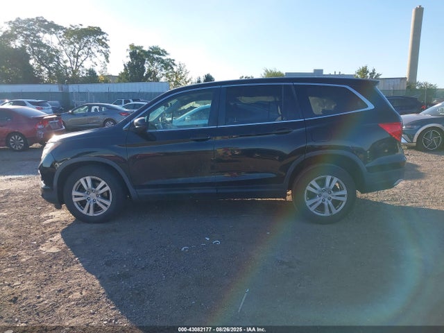 Honda j35y6 2017 5FNYF6H13HB030575 Image 14