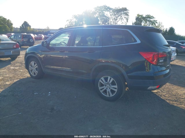 Honda j35y6 2017 5FNYF6H13HB030575 Image 3