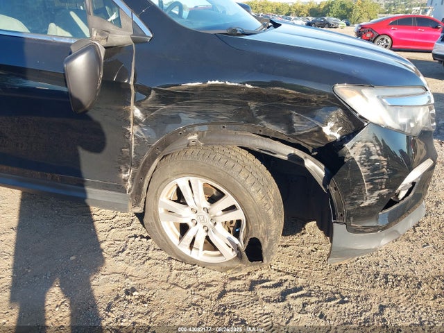 Honda j35y6 2017 5FNYF6H13HB030575 Image 6