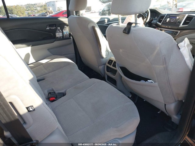 Honda j35y6 2017 5FNYF6H13HB030575 Image 8