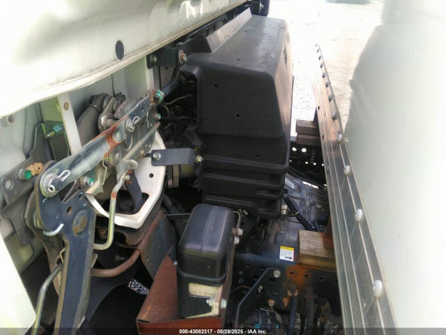 Isuzu I1b - 4hk1tc 2019 JALE5W161K7302189 Image 9