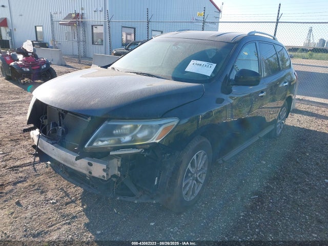 Nissan Pathfinder 2015 5N1AR2MN8FC636485 Image 2